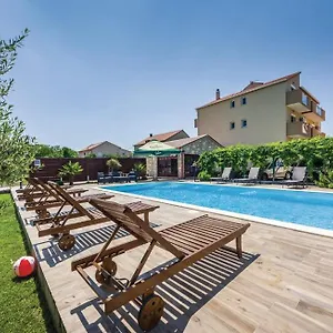 Mikulic Apartment Weißenburg